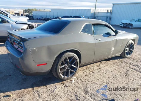 2019 Dodge Challenger Sxt z USA, uszkodzony, nr VIN 2C3CDZAG7KH649895